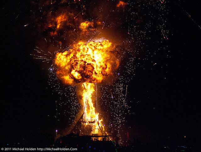 火人季 (Burning Man) 即將登場! (圖真的很多)