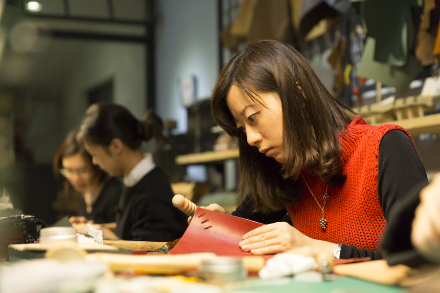 【台北皮革手作課程｜Hsu & Daughter】親手打造自己專屬的手工皮件包包